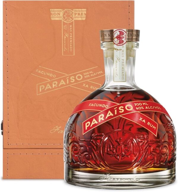 Ron Bacardi Facundo Paraiso